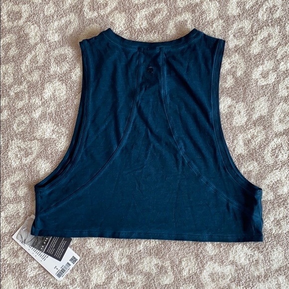 Lululemon Muscle Love Crop Tank - Picture 2 of 3